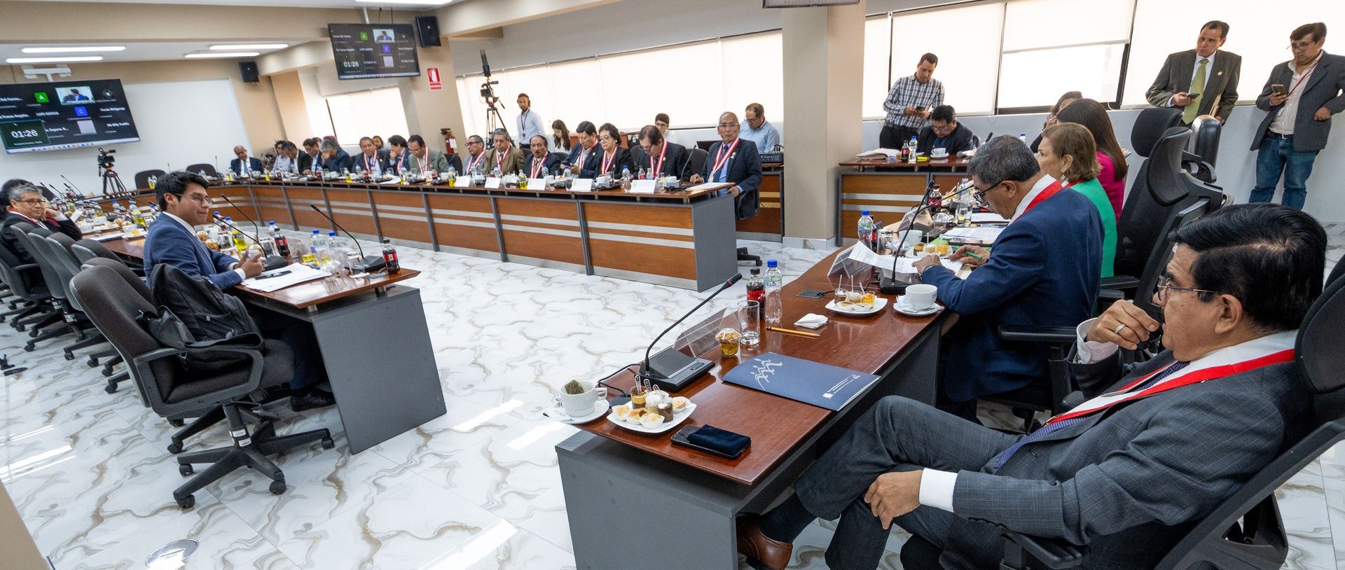 Recortes presupuestales del Ejecutivo llevan al Consejo Universitario de la UNMSM a declarar en emergencia a la Decana de América.