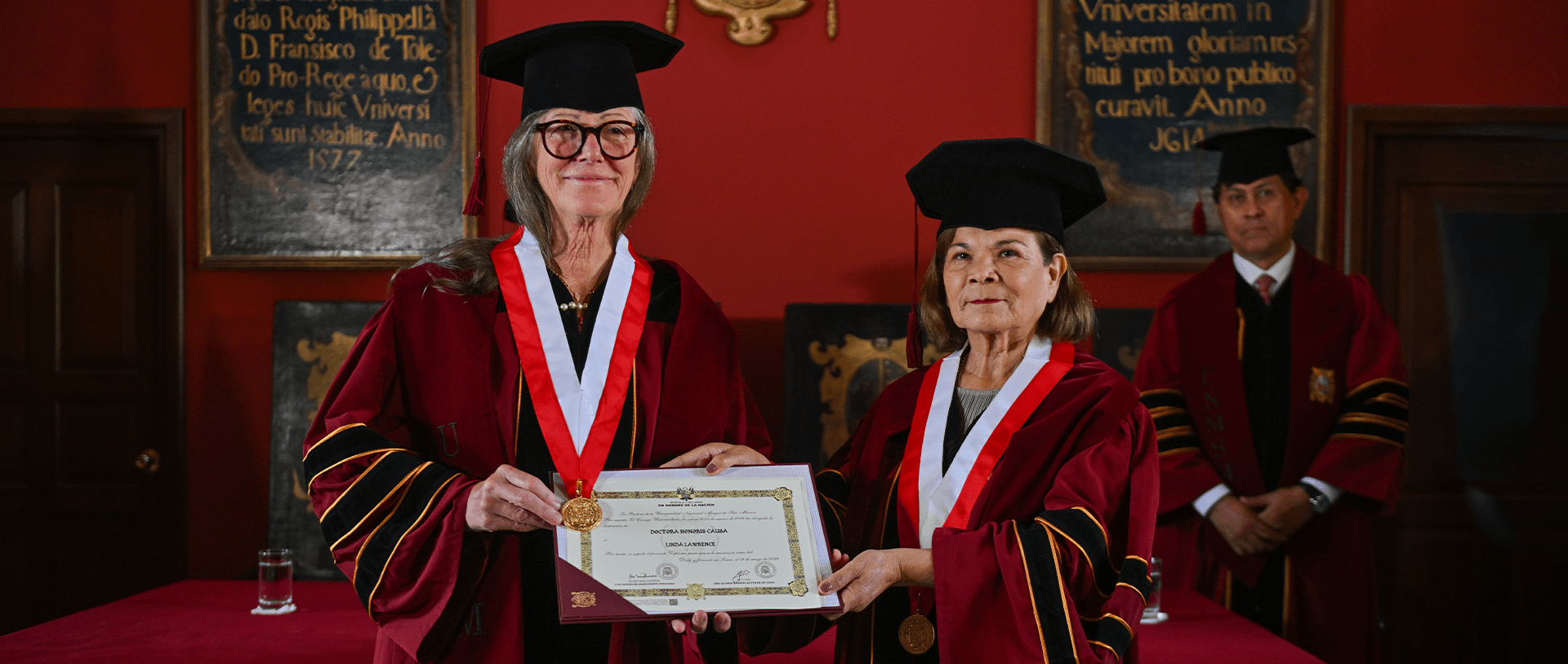 San Marcos confiere el grado de Doctora Honoris Causa a la Dra. Linda Lawrence por su trayectoria científica y humanitaria